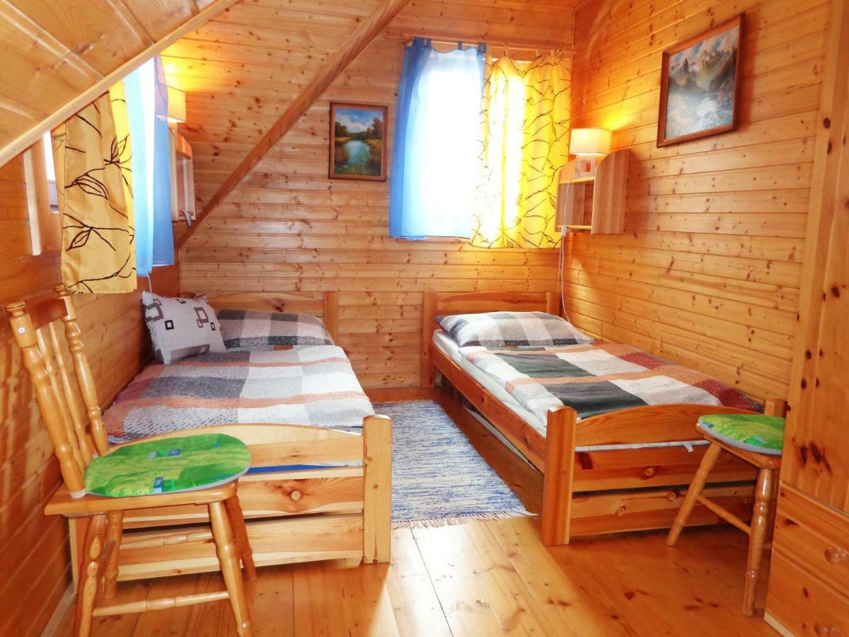 Drevenica Deni Villa Osturna ภายนอก รูปภาพ